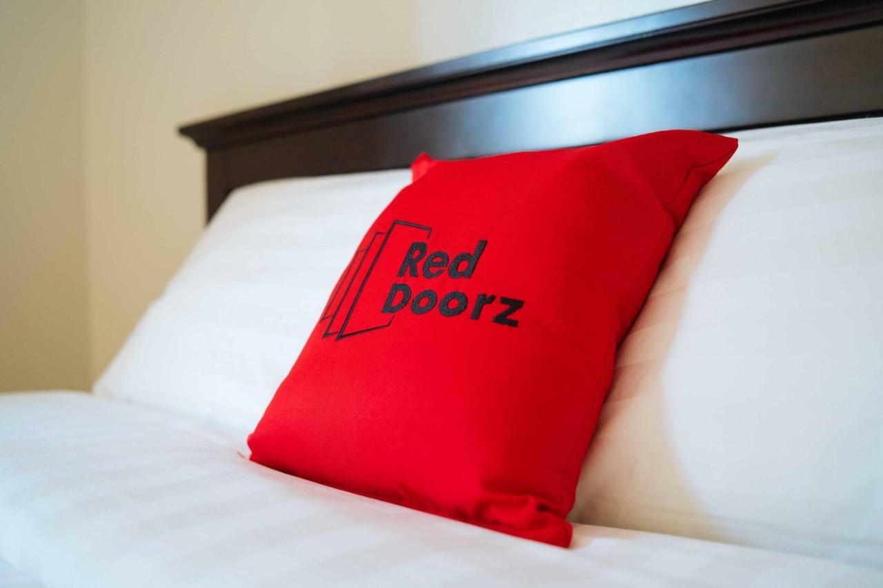 Reddoorz Plus Near Capitol Commons Pasig City Dış mekan fotoğraf